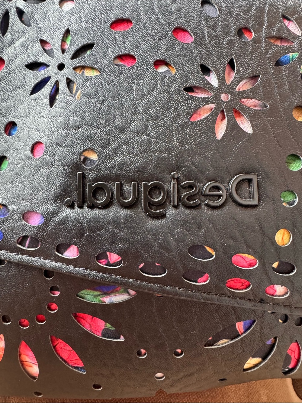 Like New Desigual Dandelion Phuket Black Laser Cut bohemian eclectic Crossbody - Picture 2 of 7